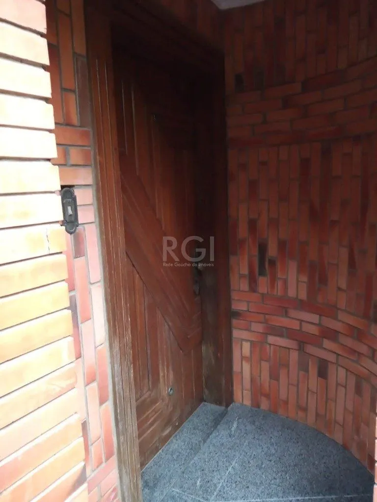 Imagem Casa para Venda - 256.87m², 3 dormitórios, sendo 1 suites, 2 vagas - Teresópolis