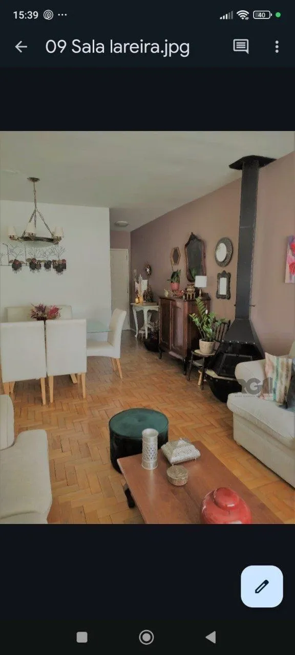 Imagem Apartamento de 130 m2,com 3 dormitórios e suíte, no bairro Jardim Botânico.