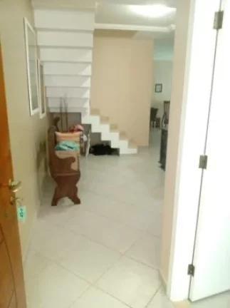 Imagem Excelente oportunidade de investimento em Ubatuba-SP: Apto 3 quartos, 2 suítes, 1 sala, 3 banheiros, 2 vagas na Praia Grande, 160m²!