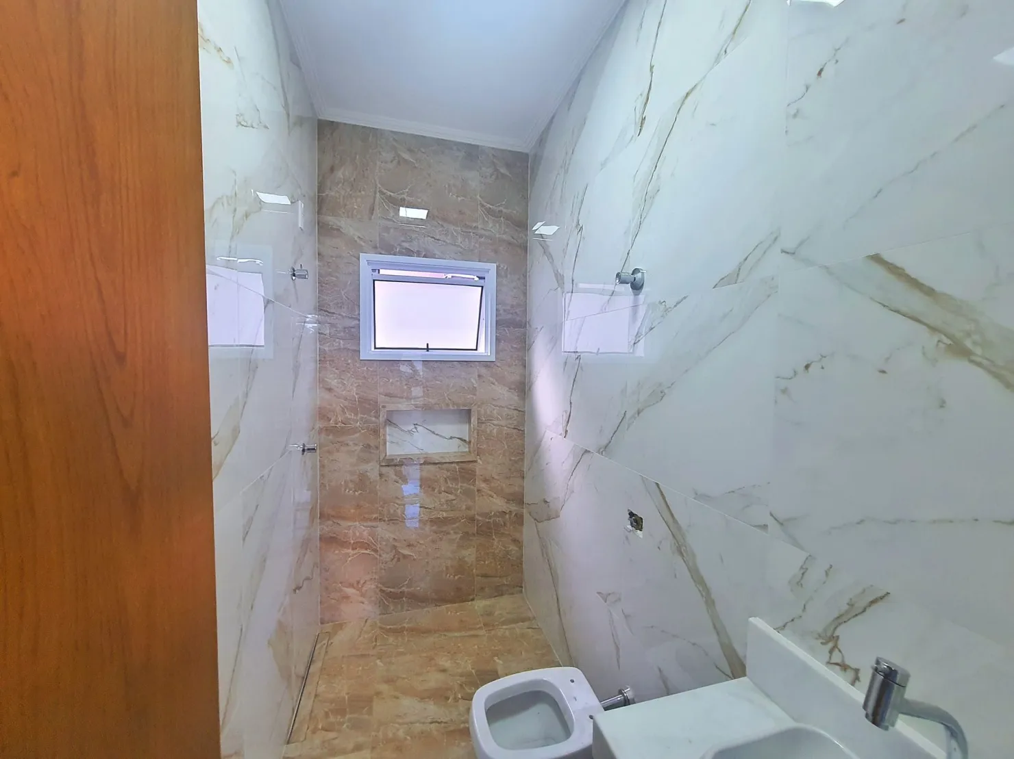 Imagem Casa à venda 3 Quartos, 1 Suite, 3 Vagas, 275M², Chácaras Cataguá, Taubaté - SP | Catagua Way