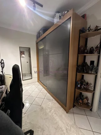 Imagem Apto 2 quartos, 2 banheiros, fechamento de varanda, armários cozinha,1 vaga