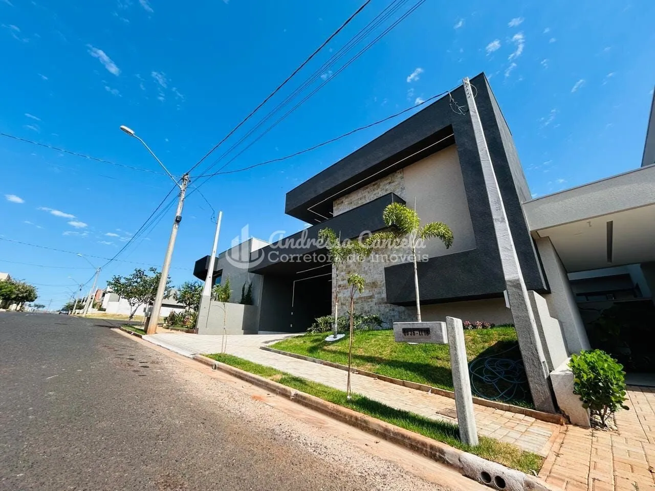 Imagem Village Provence - Casa a venda no condomínio Village Provence (EUROPARK I) - R$ 1.450.000