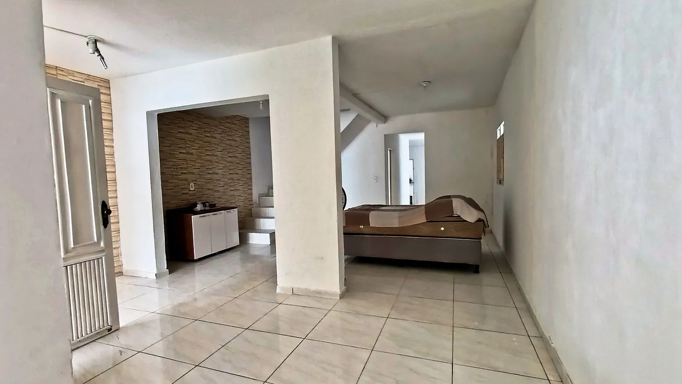 Imagem Casa para Venda em Maceió, Poço, 4 dormitórios, 3 banheiros, 1 vaga