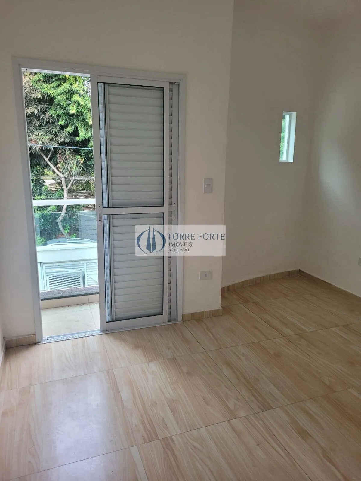 Imagem Sobrado com 3 dormitorios 2 suites 2 vagas , Varanda no Parque Oratorio.
