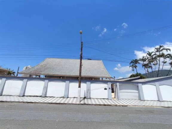 Imagem Casa com 4 dormitórios à venda, 430 m² por R$ 1.600.000 - Balneário Flórida - Praia Grande/SP