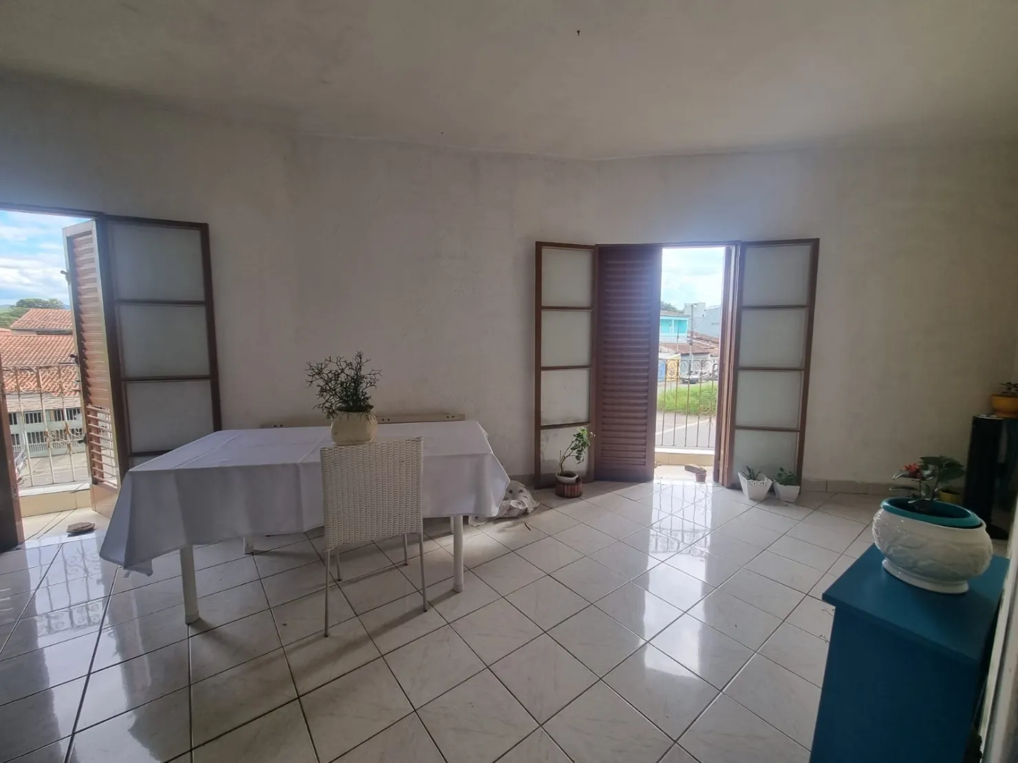 Imagem Casa à venda 5 Quartos, 2 Suites, 3 Vagas, 170.9M², Jardim Esperança, Guaratinguetá - SP