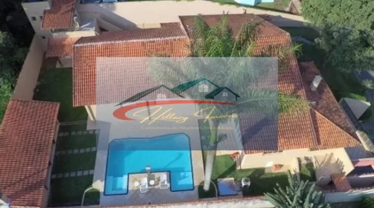 Imagem Casa de Condomínio com 5 Quartos e 6 banheiros à Venda, 540 m² por R$ 1.325.000