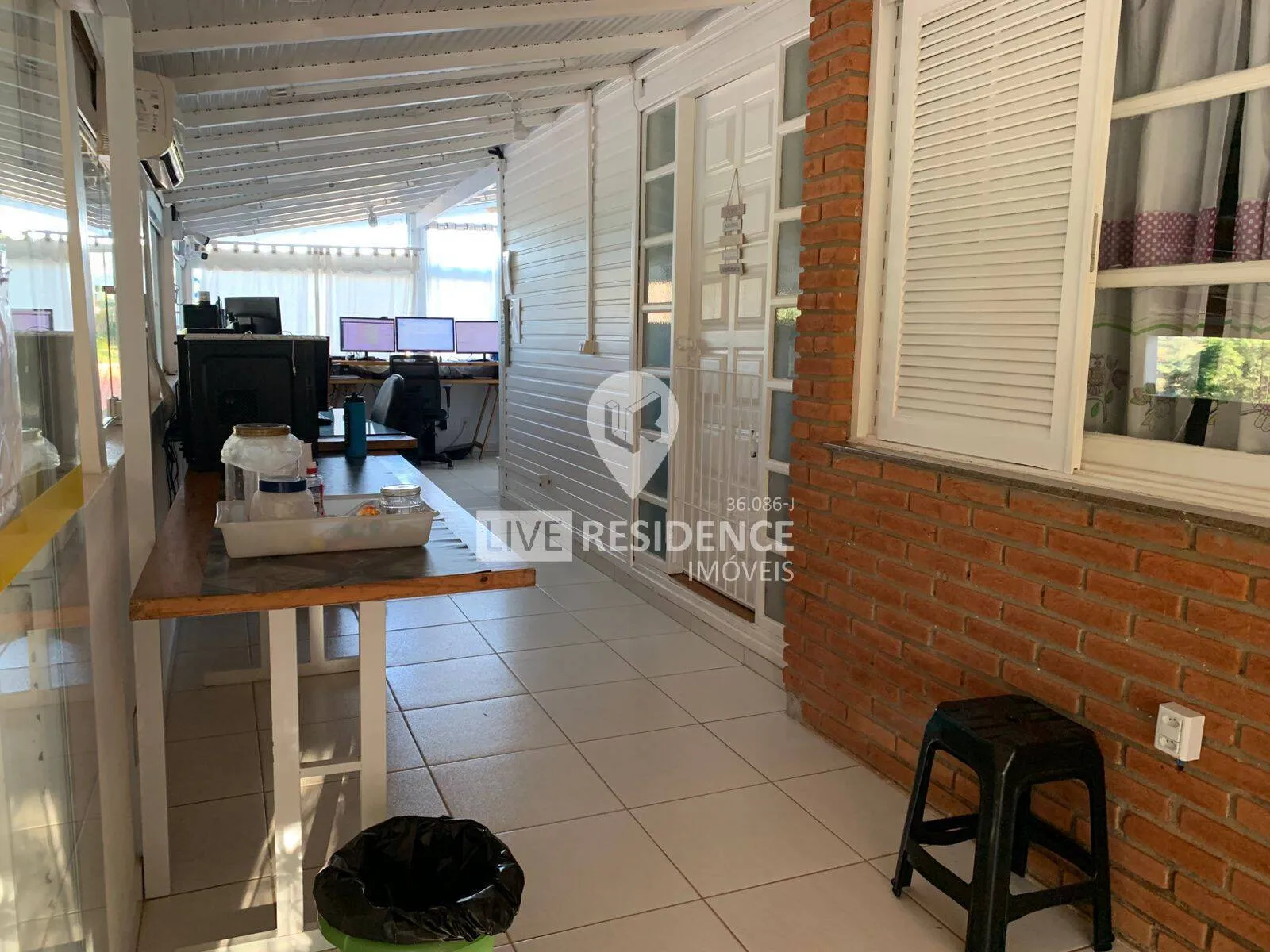 Imagem MAIS QUE UMA CASA. UM VERDADEIRO REFÚGIO PARA VIVER E INVESTIR