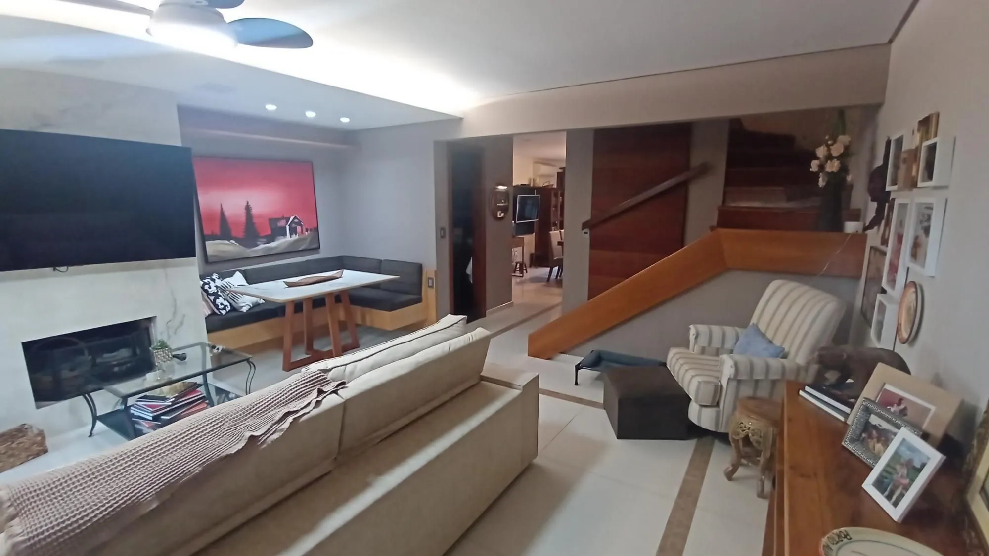 Imagem Casa de Condomínio com 3 Suítes, no bairro Tristeza