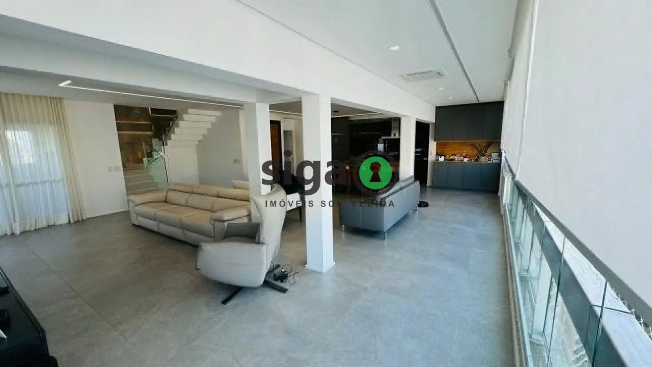 Imagem Cobertura Duplex com 291m², com 4 suites, 4 vagas no Panamby