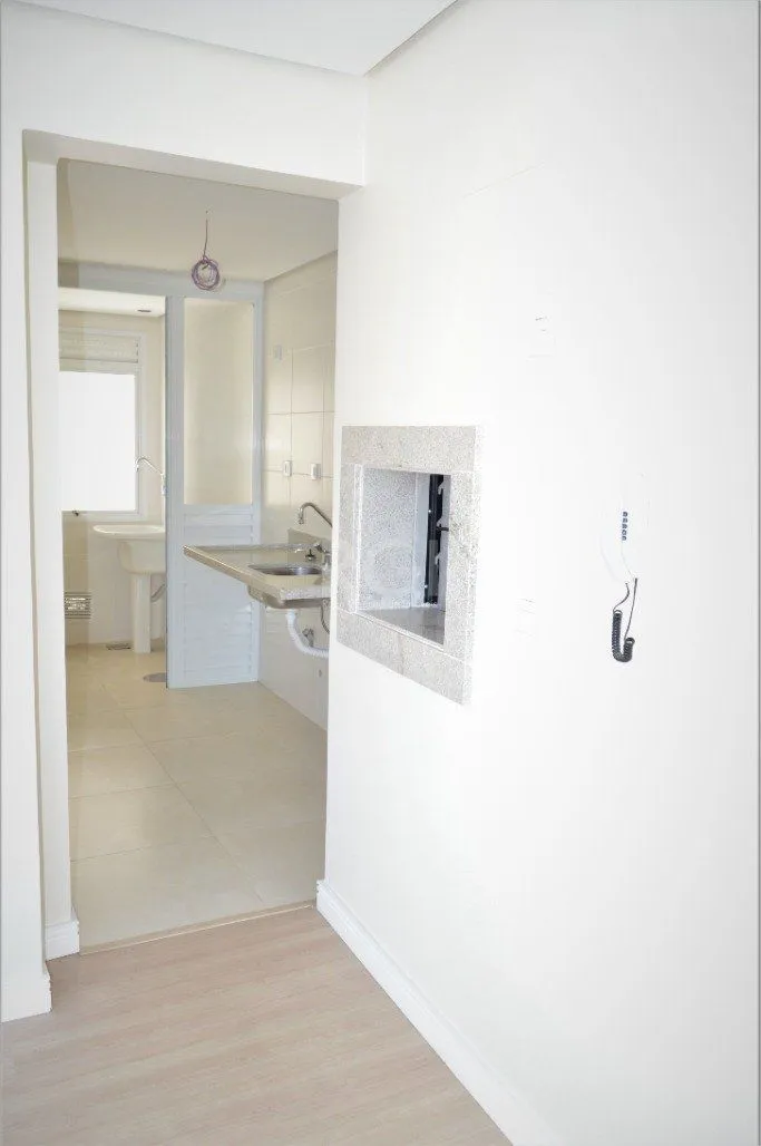 Imagem Excelente apartamento 2 dormitórios com garden e duas vagas no Bom Fim