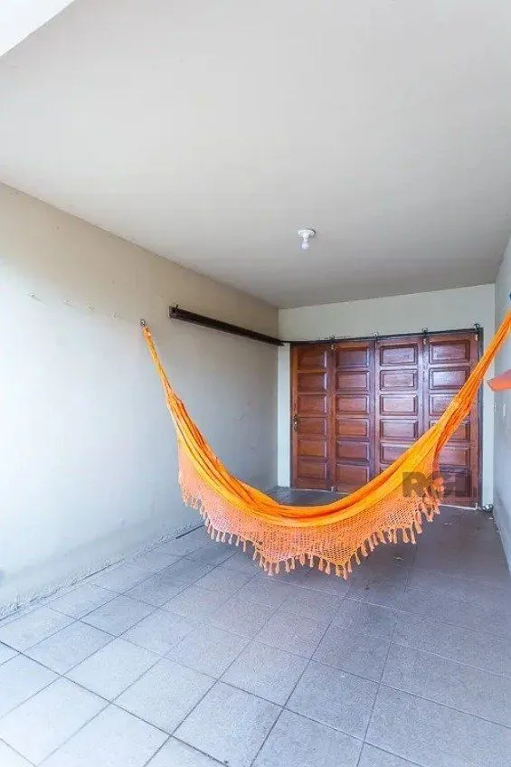 Imagem Casa 160m², 3 dormitórios, 4 vagas no bairro Cristo Redentor