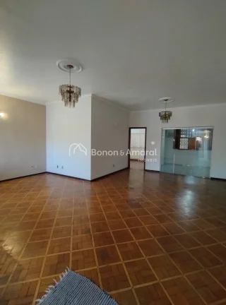 Imagem Casa assobrada com excelente localização! 
Quase esquina com Rua Paula Bueno e próximo Avenida Or...