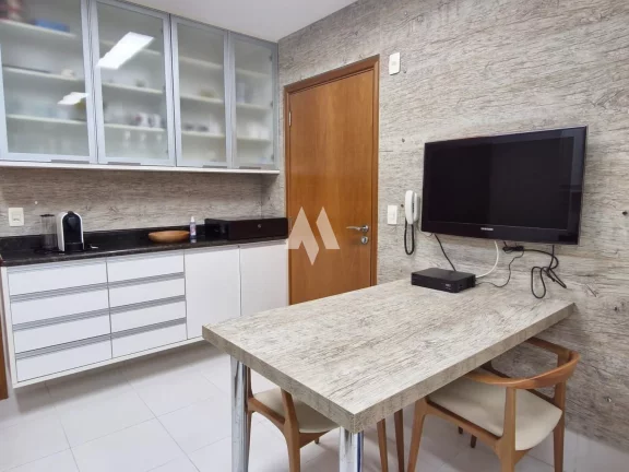 Imagem Apartamento Padrão à venda na Ponta da Praia.