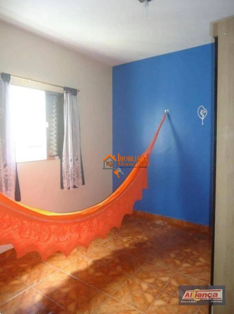Imagem Sobrado com 3 dormitórios à venda, 191 m² por R$ 530.000,00 - Jardim Presidente Dutra - Guarulhos/SP