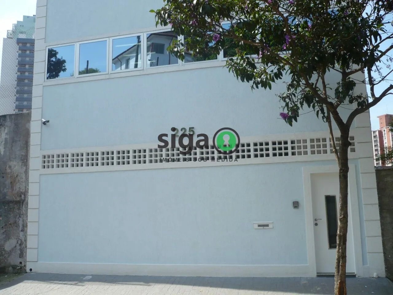 Foto do imóvel Prédio Comercial 600 m² - Próx. Metrô Praça da Árvore - 16 salas, 6 vagas