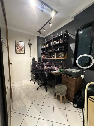 Imagem Apto 2 quartos, 2 banheiros, fechamento de varanda, armários cozinha,1 vaga