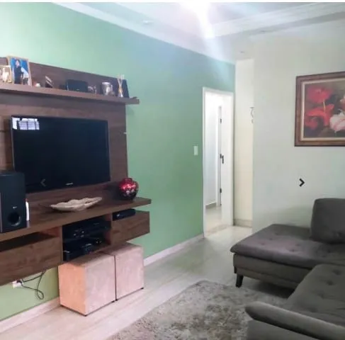 Imagem Casa à venda 4 Quartos, 2 Suites, 2 Vagas, 300M², São Benedito, Pindamonhangaba - SP