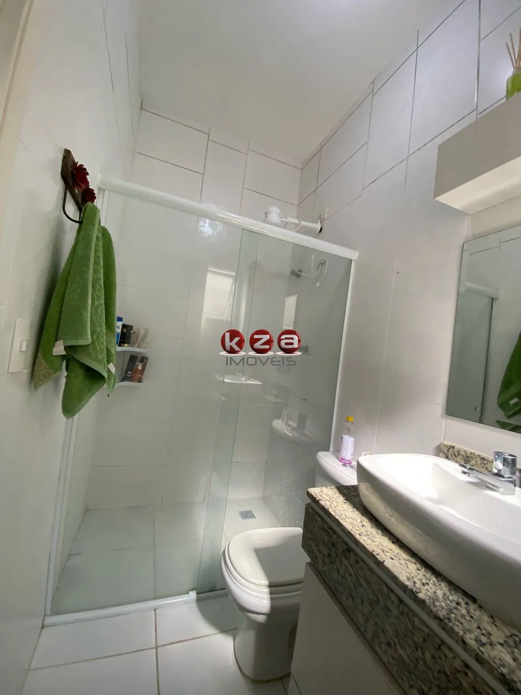 Imagem Casa de Luxo em Condomínio na Vila Capuava, Valinhos-SP: 3 Quartos, 2 Suítes, 2 Salas, 4 Banheiros, 4 Vagas, 191m².
