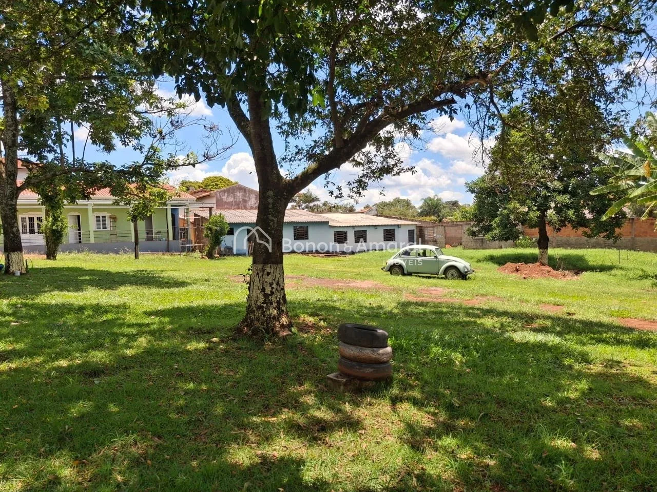 Imagem Espaço amplo com duas casas e lazer completo