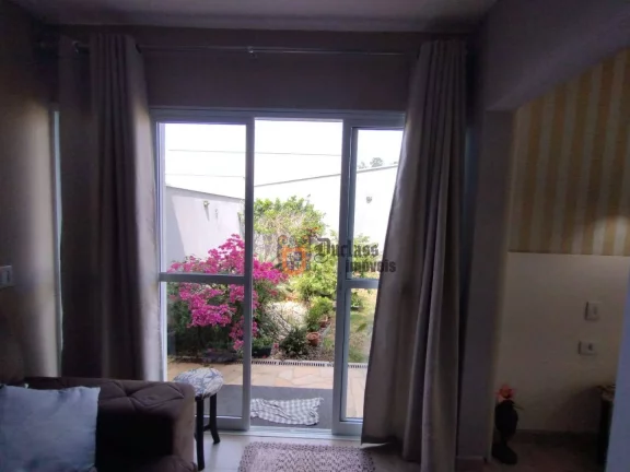 Imagem Casa com 3 dormitórios à venda, 110 m² por R$ 750.000,00 - Jardim Estância Brasil - Atibaia/SP