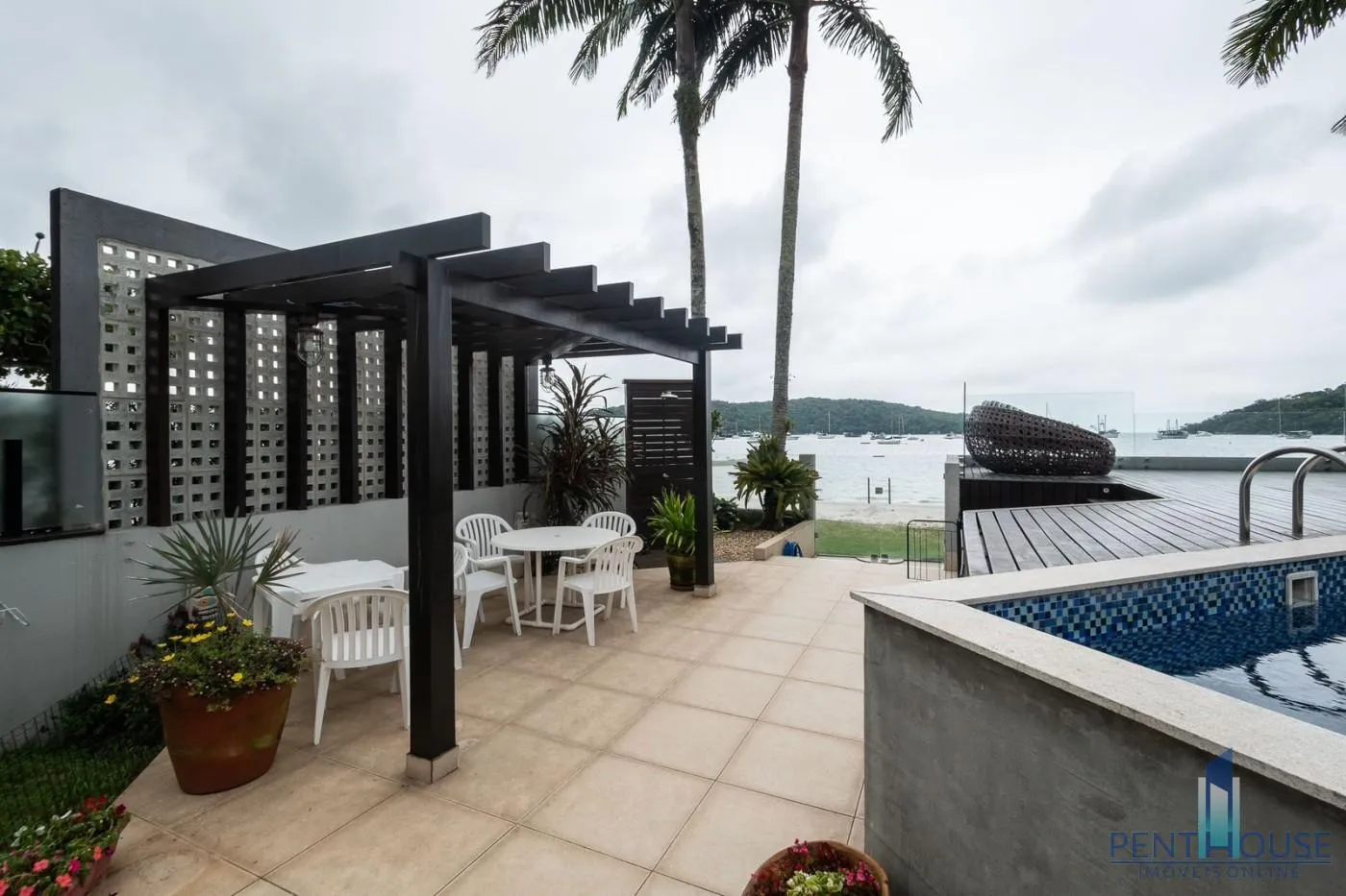 Imagem Casa para Venda em Porto Belo, CENTRO, 3 dormitórios, 3 suítes, 4 banheiros, 4 vagas