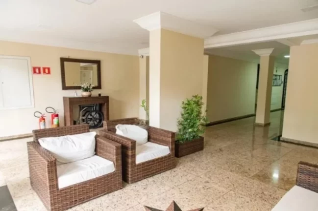 Imagem Apto de 128m² na Vila Mariana com 2 vagas demarcadas perto das Estações Paraíso e Ana Rosa do Metrô!
