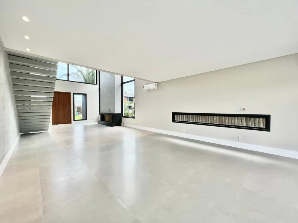 Imagem Casa em Condominio 5 Dormitórios - Bairro --