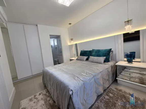 Imagem Apartamento Zona Central para Venda em Balneário Camboriú, CENTRO, 3 dormitórios, 1 suíte, 3 banheiros, 2 vagas