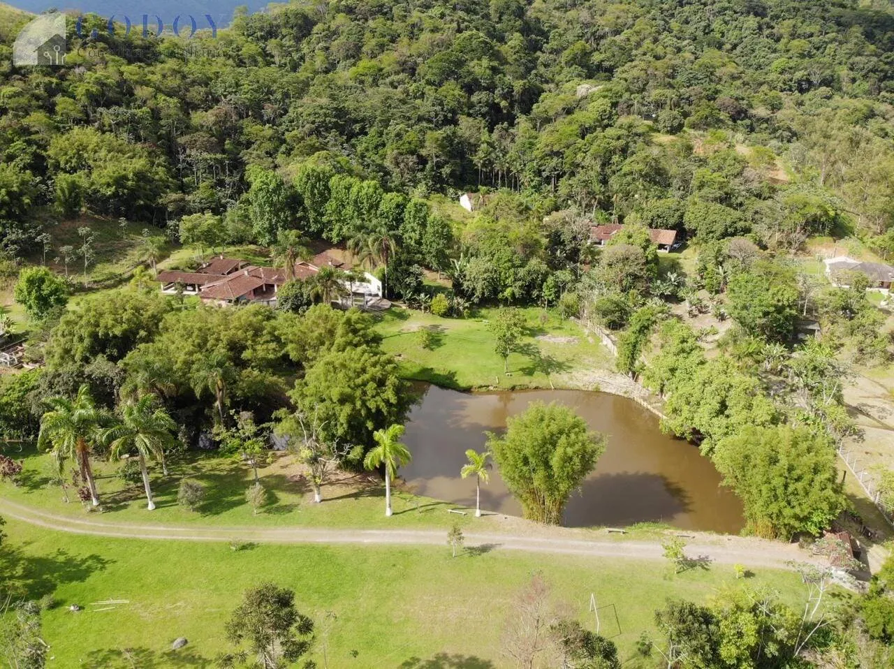 Imagem EXCELENTE SÍTIO AOS PÉS DA SERRA DA MANTIQUEIRA.