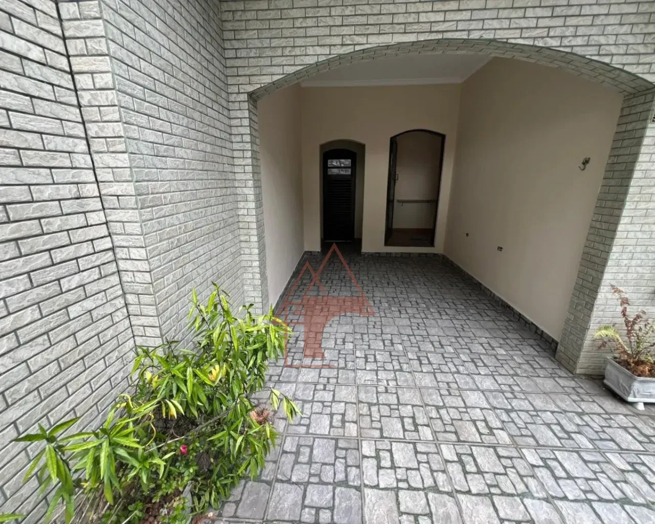 Foto do imóvel Sobrado com 3 Quartos à Venda, 102 m² em Vila Couto - Cubatão
