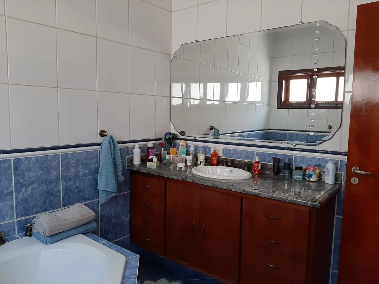 Imagem Casa à venda 3 Quartos, 1 Suite, 2 Vagas, 265M², Crispim, Pindamonhangaba - SP