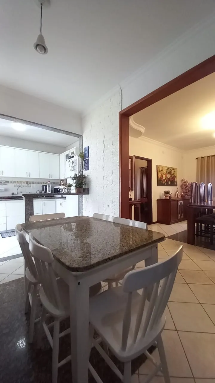 Imagem Casa à venda 4 Quartos, 1 Suite, 250M², Esplanada Independência, Taubaté - SP