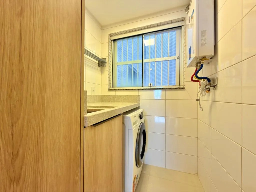 Foto do imóvel: Apartamento 2 Dormitórios - Bairro Zona Nova em Avenida Beira Mar