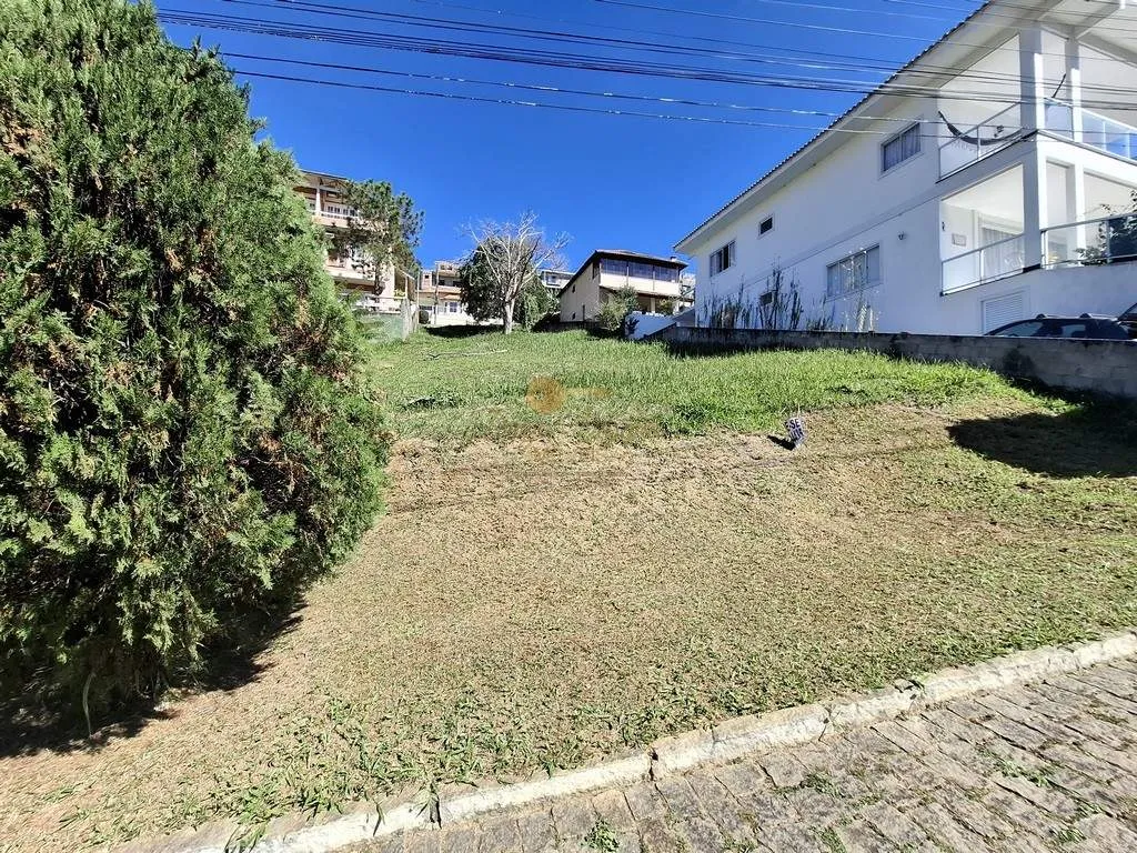 Imagem Terreno em Condomínio para Venda em Teresópolis / RJ no bairro Albuquerque