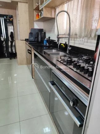 Imagem Este aconchegante e sofisticado apartamento oferece um layout bem planejado, com 2 suítes, sendo um...