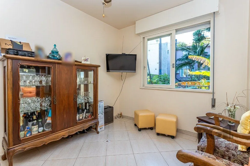 Imagem Apartamento no Jardim Botânico de 3 dormitórios dependência e 2 vagas