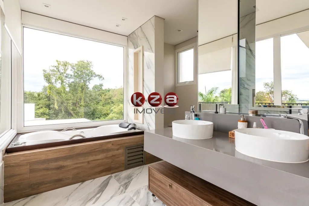 Imagem Magnífica mansão de luxo à venda em no Condomínio Fazenda Vila Real emItu-SP, 6 suítes, amplo gourmet com piscina, 8 vagas de garagem, 1.200m².