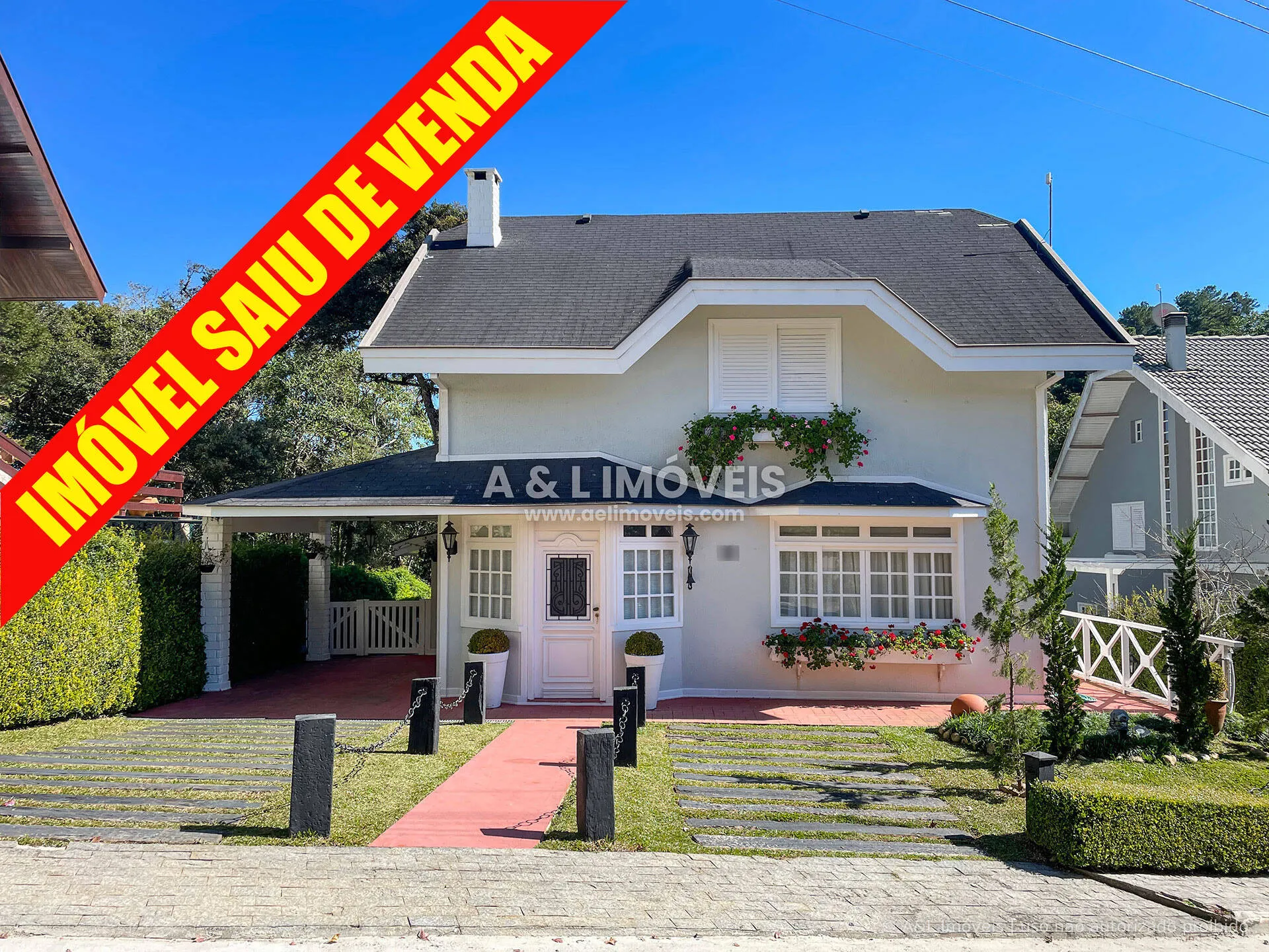 Imagem SAIU DE VENDA | Casa em Condomínio | Campos do Jordão, 261 m²