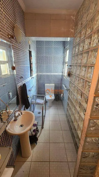 Imagem Sobrado com 5 dormitórios à venda, 326 m² por R$ 1.520.000,00 - Vila Yaya - Guarulhos/SP