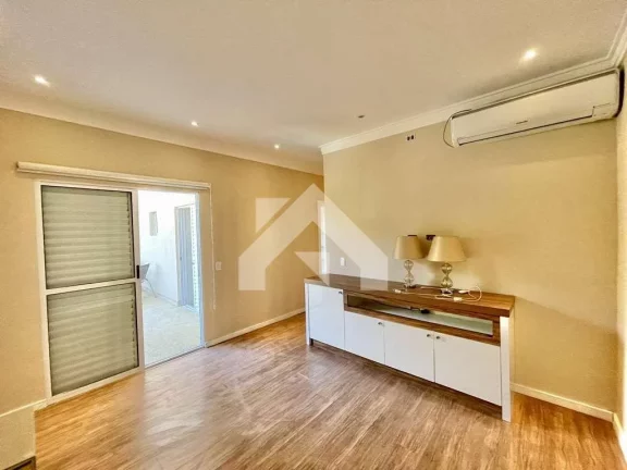 Imagem Casa de Condomínio em Pitas - Cotia