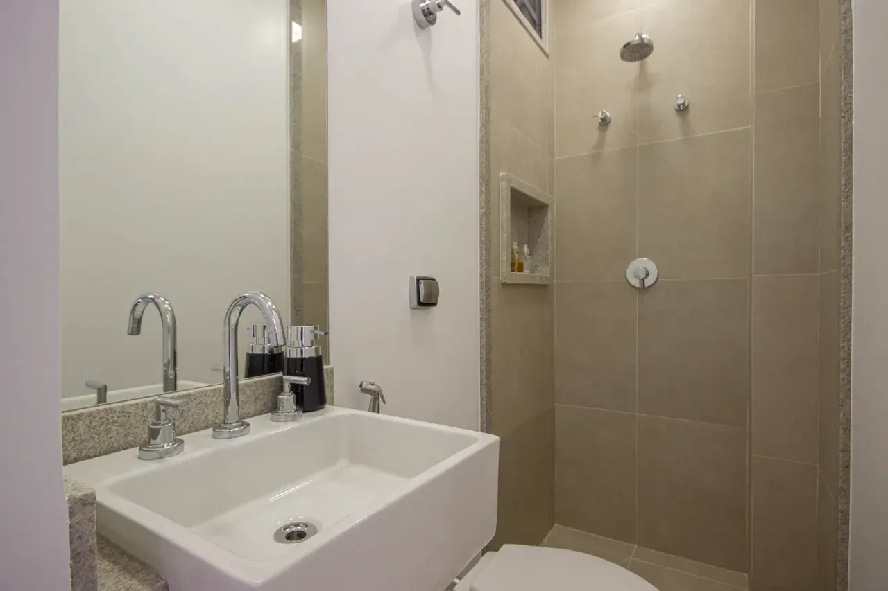 Imagem Apartamento com 2 Quartos à Venda, 106 m² em Copacabana - Rio de Janeiro