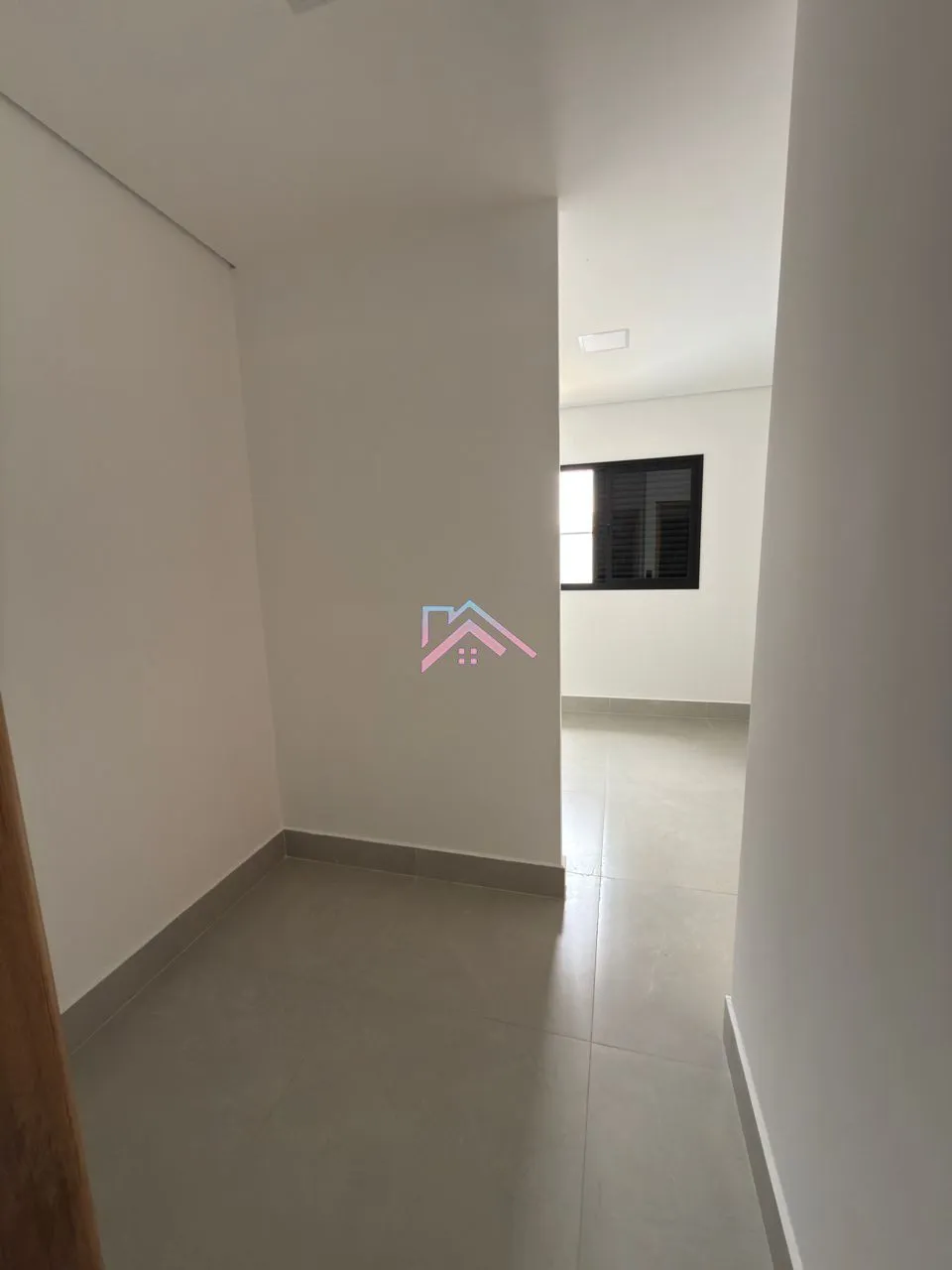 Imagem Casa à venda - Área útil 75 m2 com 3 dormitórios sendo 1 suíte com closet - 2 vagas - Jardim Vale Ve
