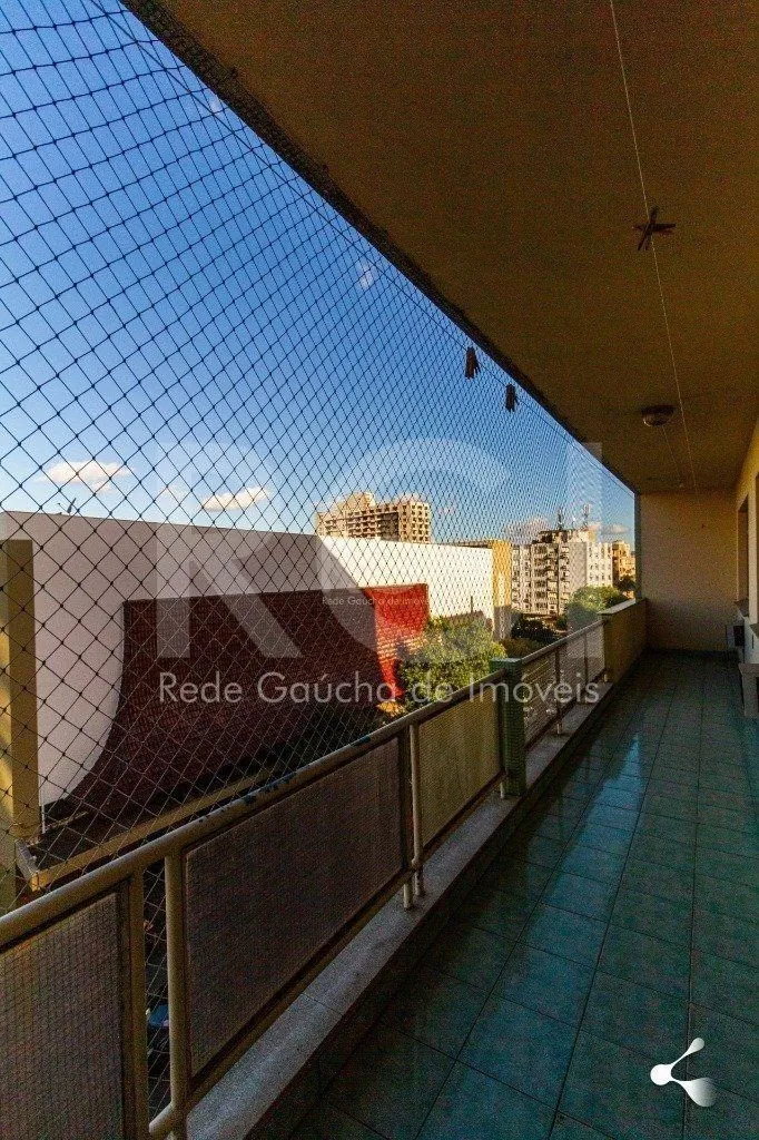 Imagem #Apartamento de 3 dormitórios com vaga de garagem no bairro Cidade Baixa.