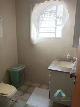 Imagem Sobrado com 3 Quartos e 4 banheiros à Venda, 170 m² por R$ 669.900