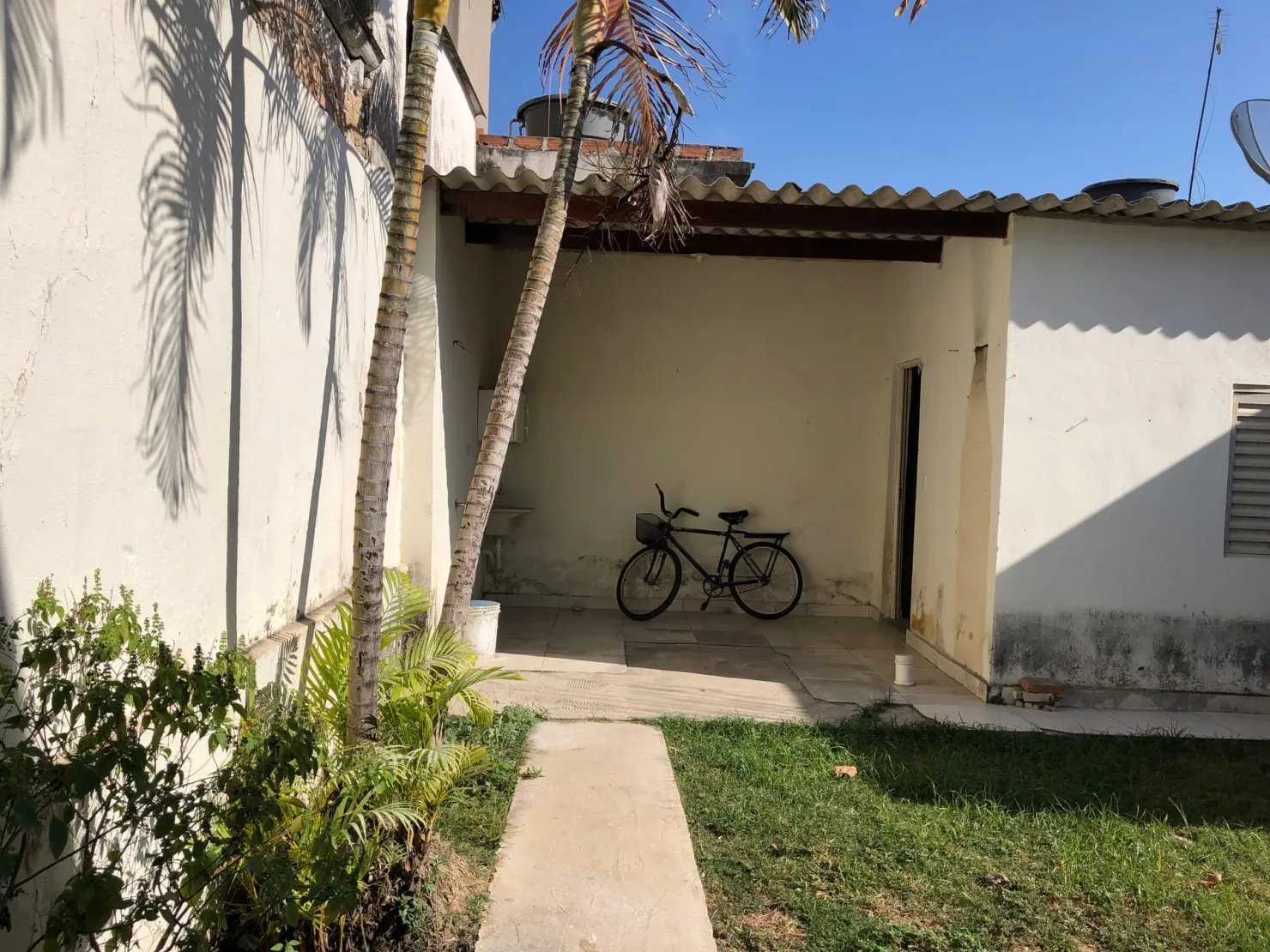 Imagem Casa à venda 2 Quartos, 2 Vagas, 250M², Crispim, Pindamonhangaba - SP