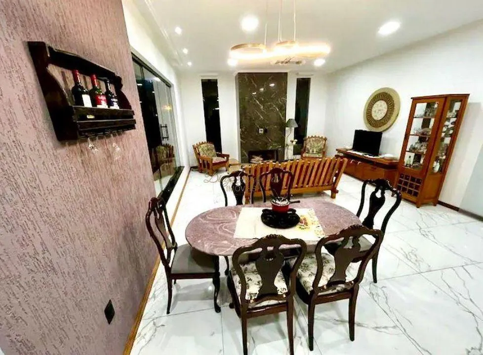 Imagem Casa para Venda em Teresópolis / RJ no bairro Albuquerque