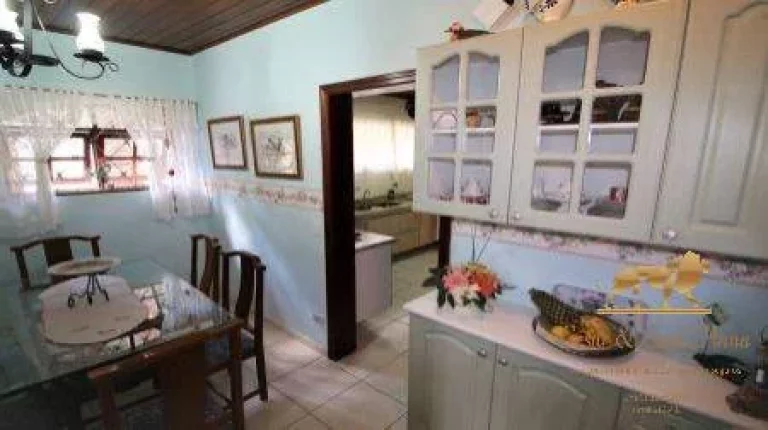 Imagem Casa com 5 dormitórios para alugar, Capivari - Campos do Jordão/SP