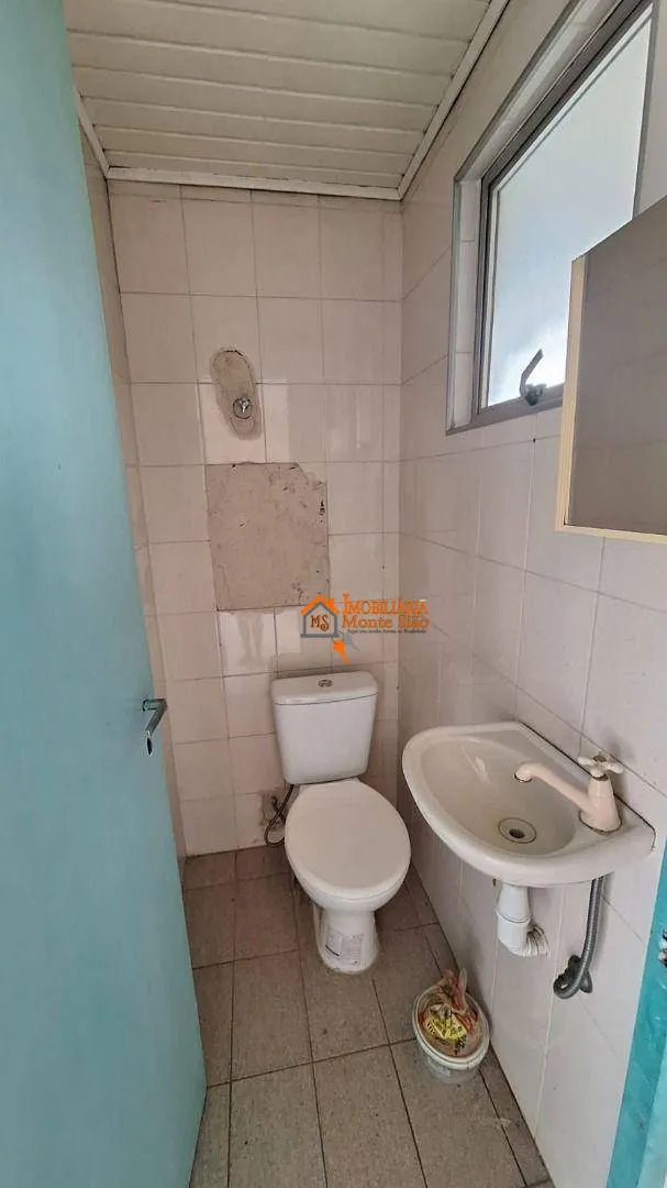 Imagem Apartamento Duplex com 2 dormitórios à venda, 60 m² por R$ 262.000,00 - Cocaia - Guarulhos/SP