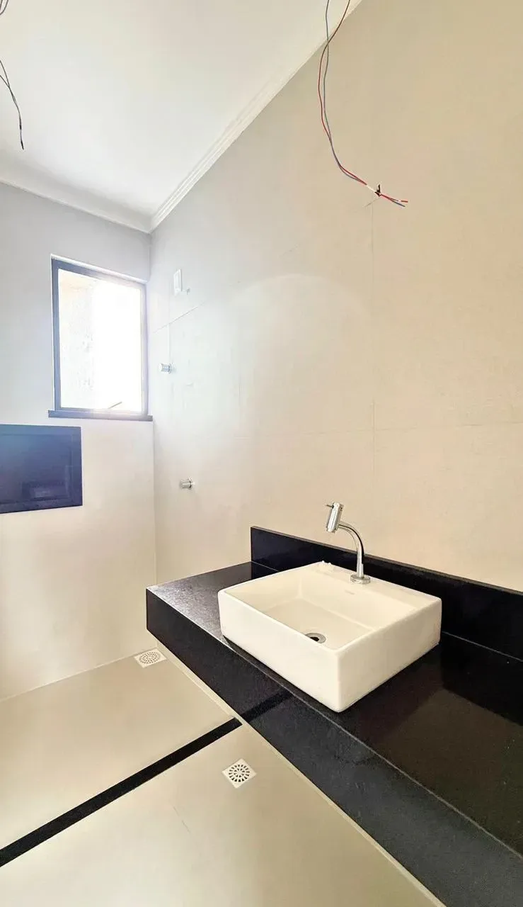 Imagem Casa com 3 Quartos à Venda, 116 m² em Centro - Eusébio